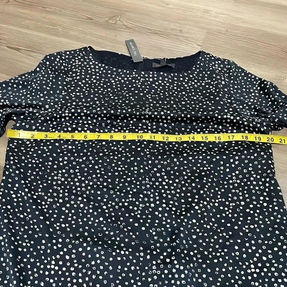 The Limited Pleated Sleeve Dress Brush Dot Navy Size 8 Feminine Polka dot NWT - Picture 8 of 14
